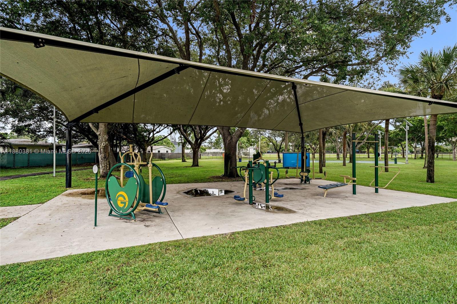 COLLEGE TRACT - Residential