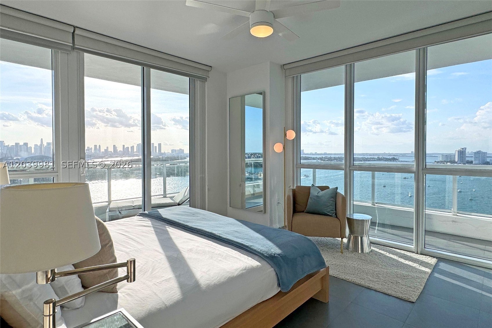 540 West Ave 2114