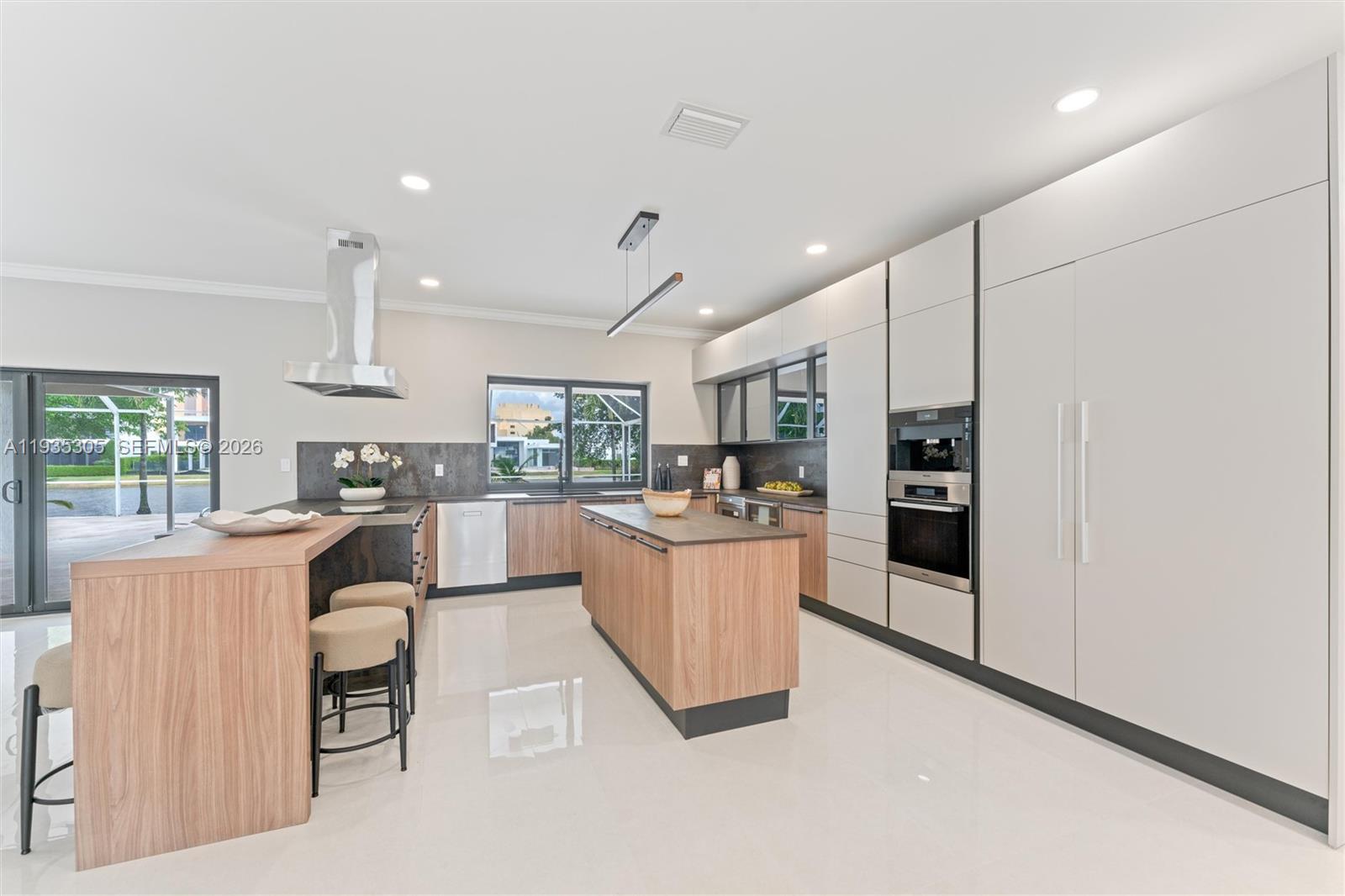 BONAVENTURE LAKES - Residential