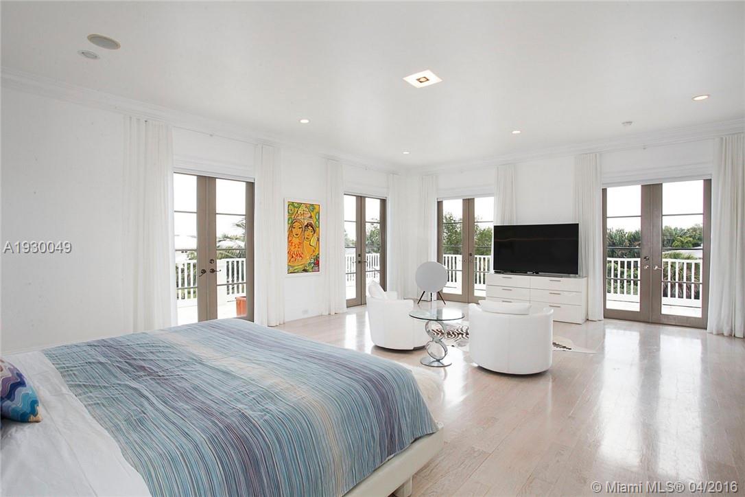 SUNRISE HARBOUR REV - Residential