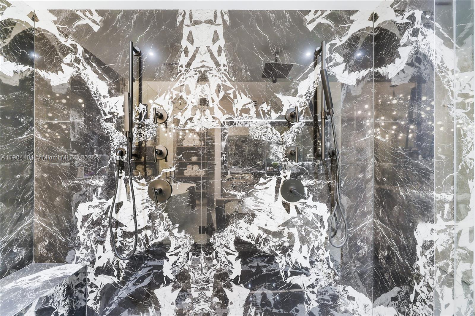 ICON CONDO - Residential Lease