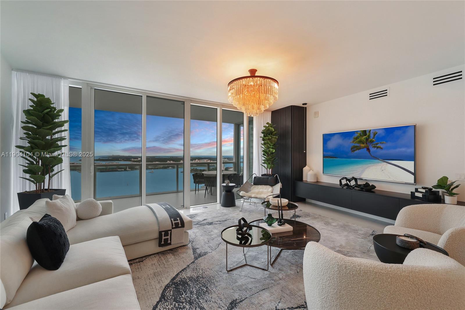 ICON CONDO - Residential Lease