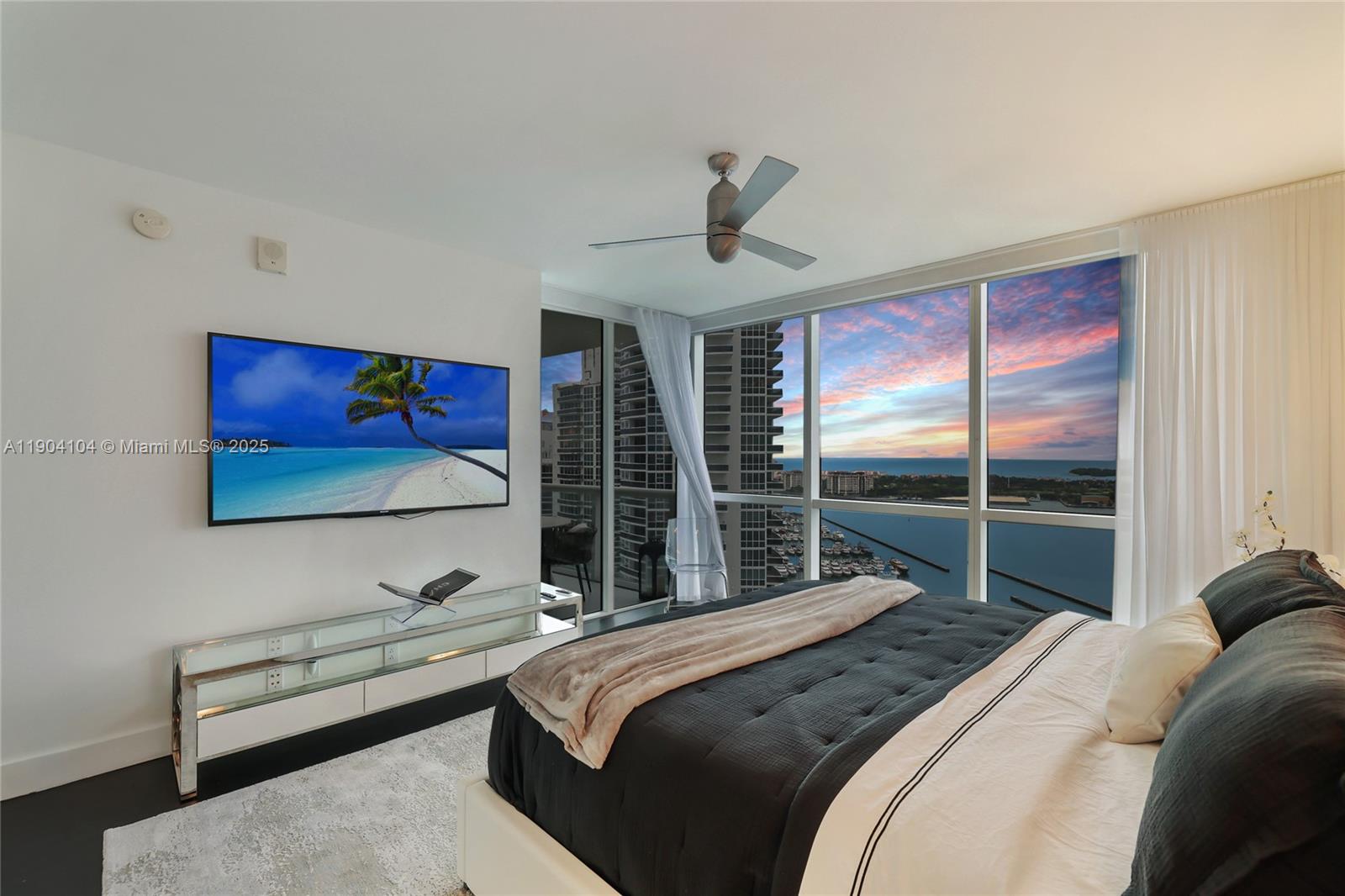 ICON CONDO - Residential Lease