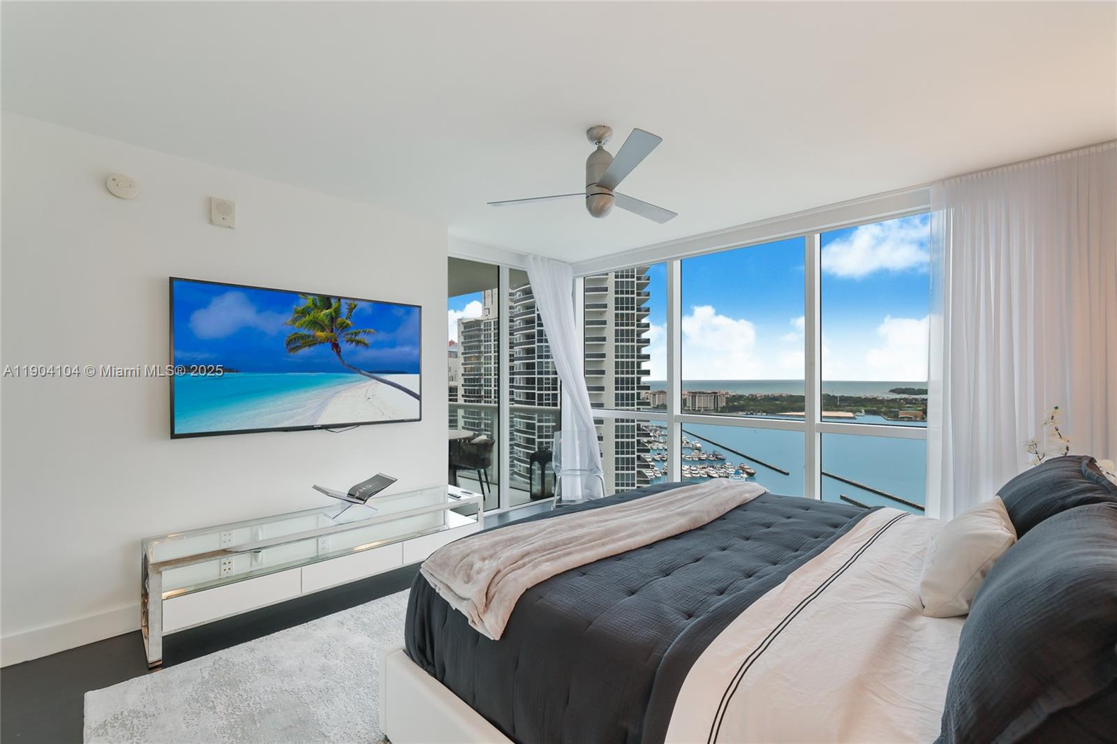 ICON CONDO - Residential Lease