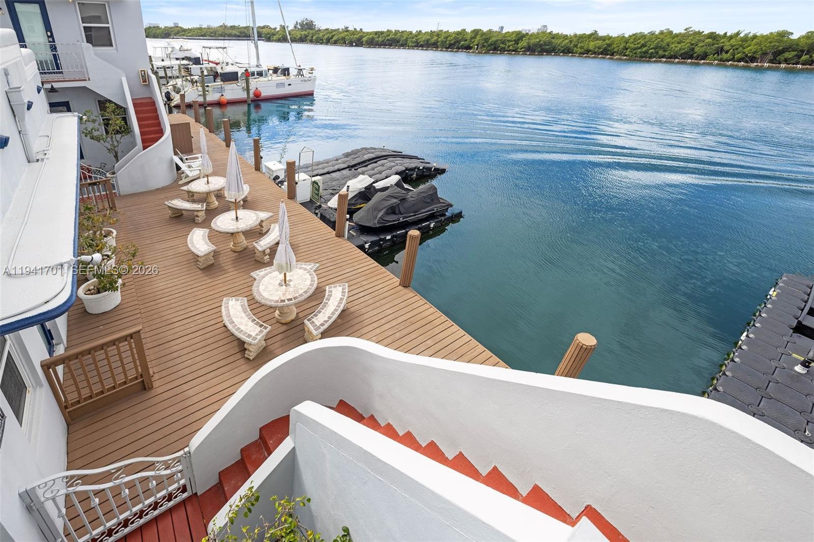 OPTIONAL DOCK - Residential