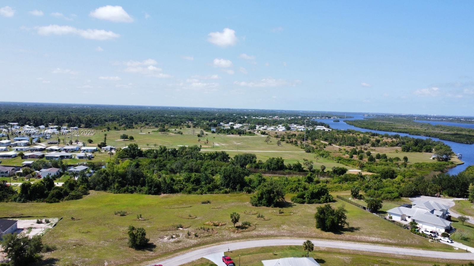 Punta Gorda - Land