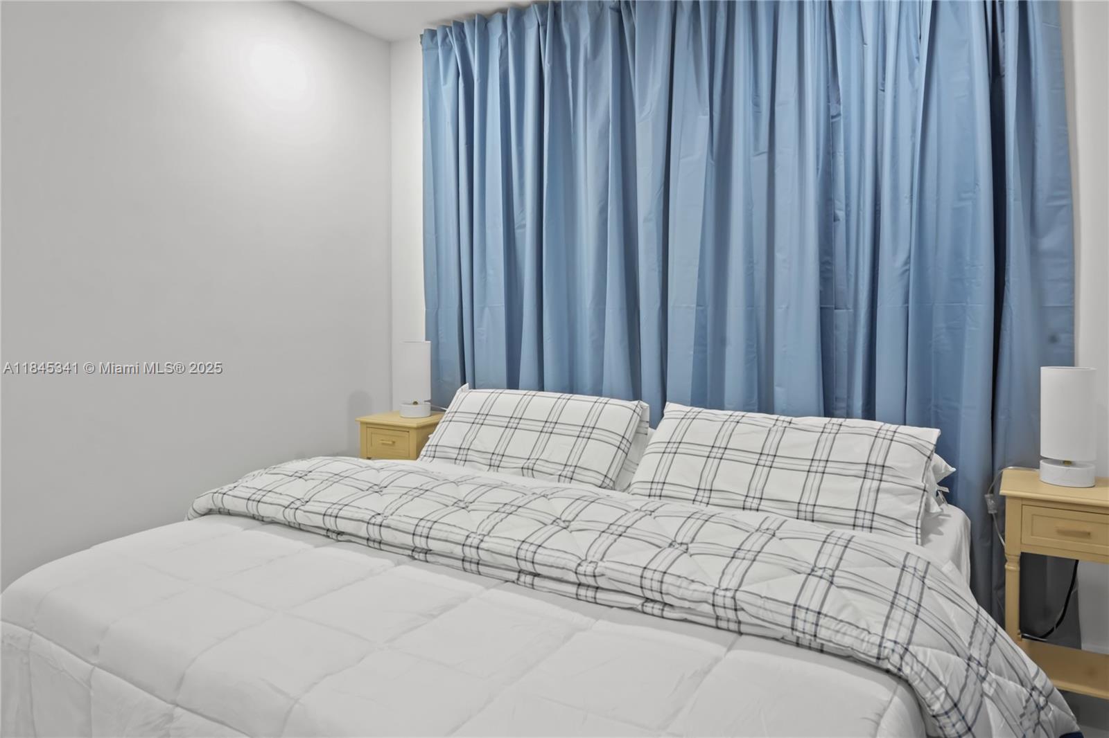 MIAMI GATEWAY REVISED - Residential Lease