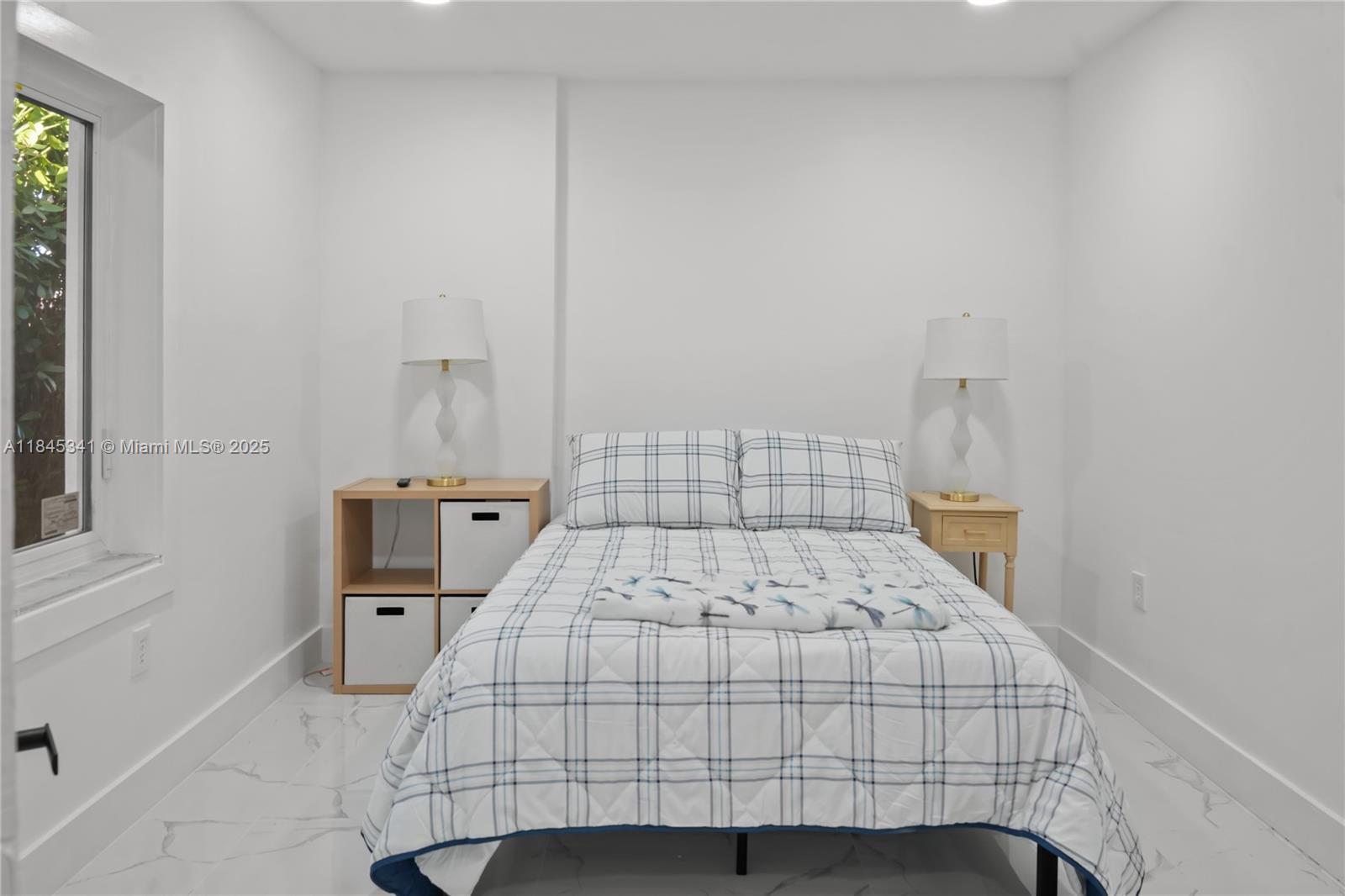 MIAMI GATEWAY REVISED - Residential Lease