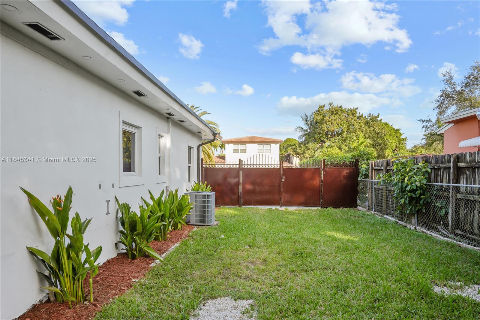 MIAMI GATEWAY REVISED - Residential Lease