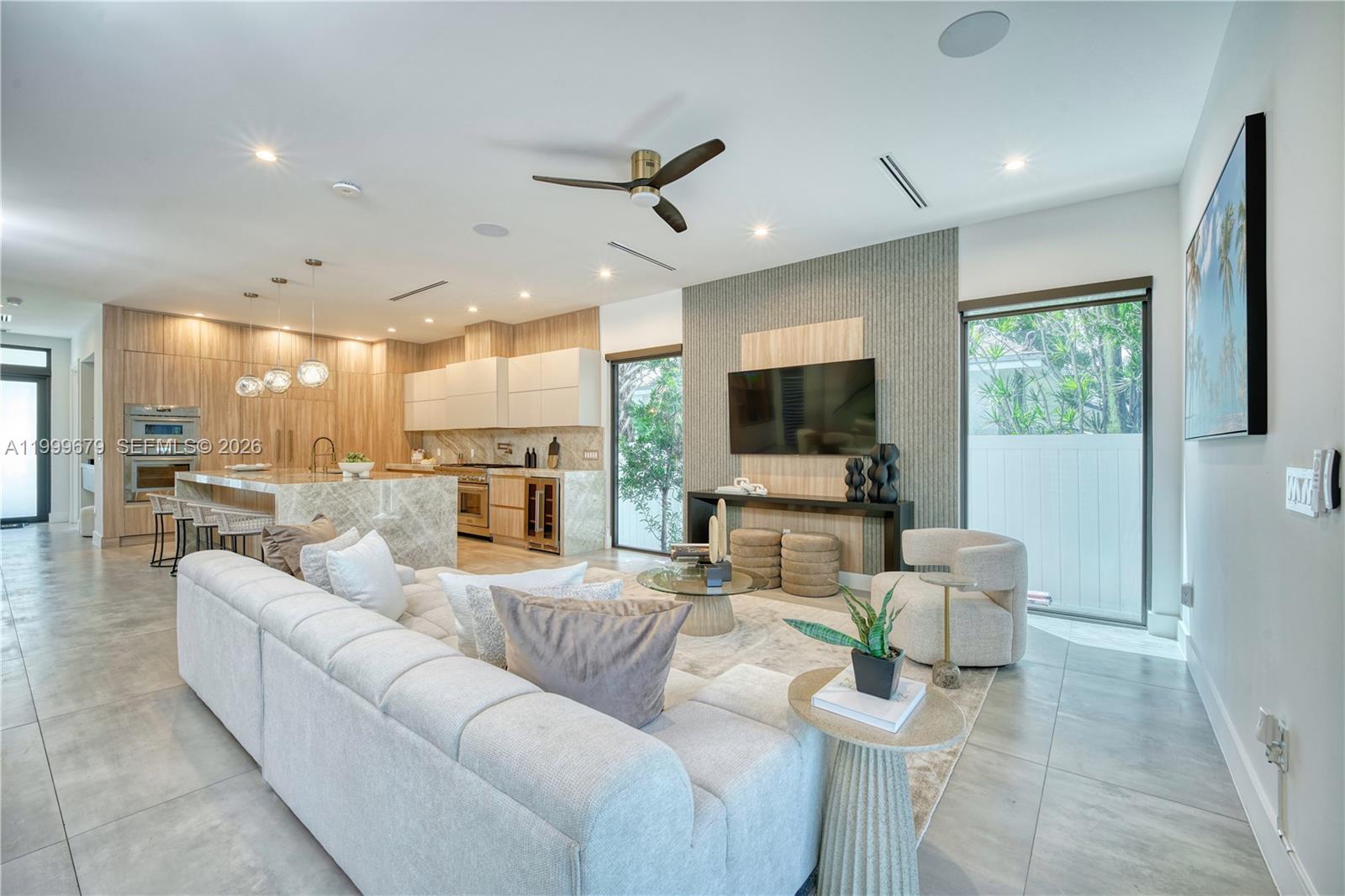 LAUDERDALE BEACH - Residential