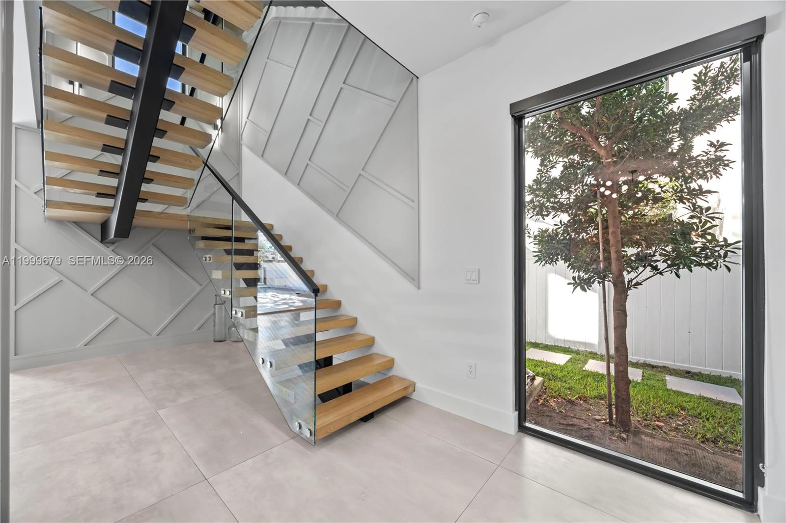 LAUDERDALE BEACH - Residential