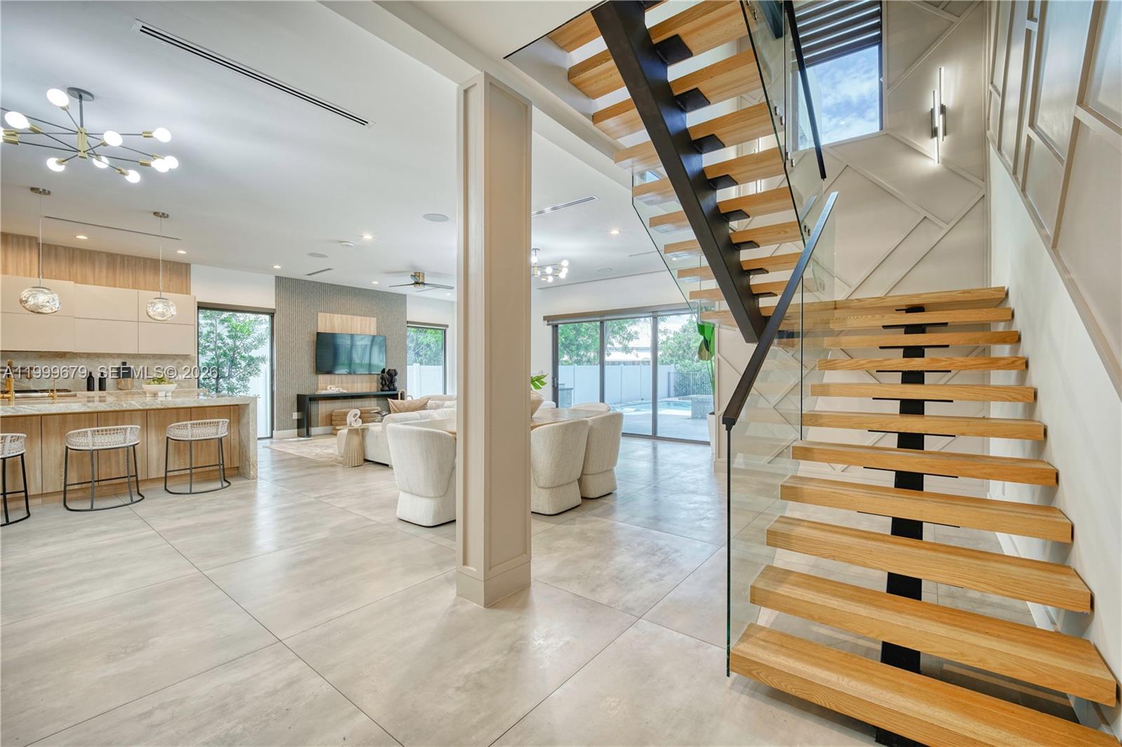 LAUDERDALE BEACH - Residential