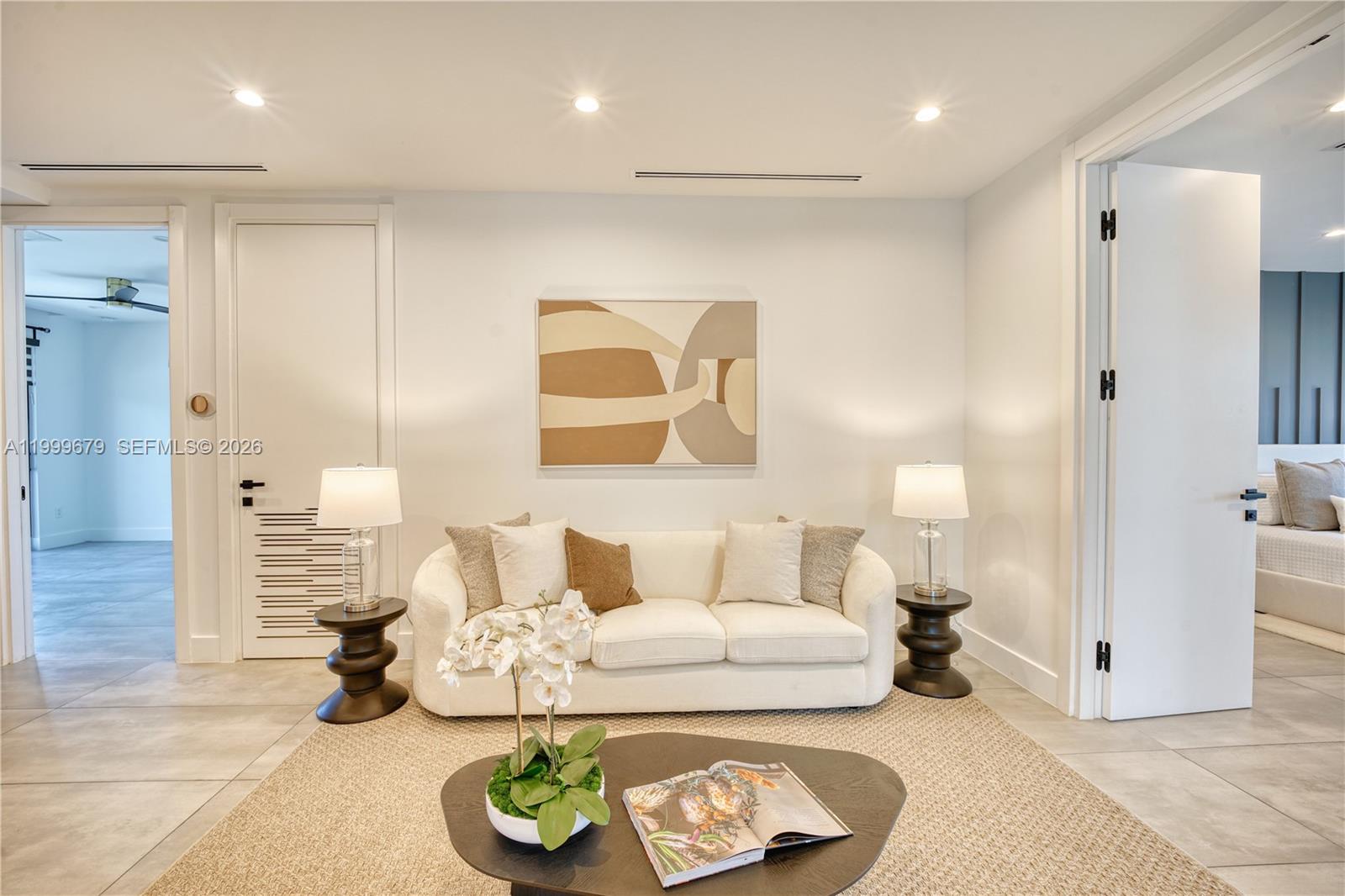 LAUDERDALE BEACH - Residential