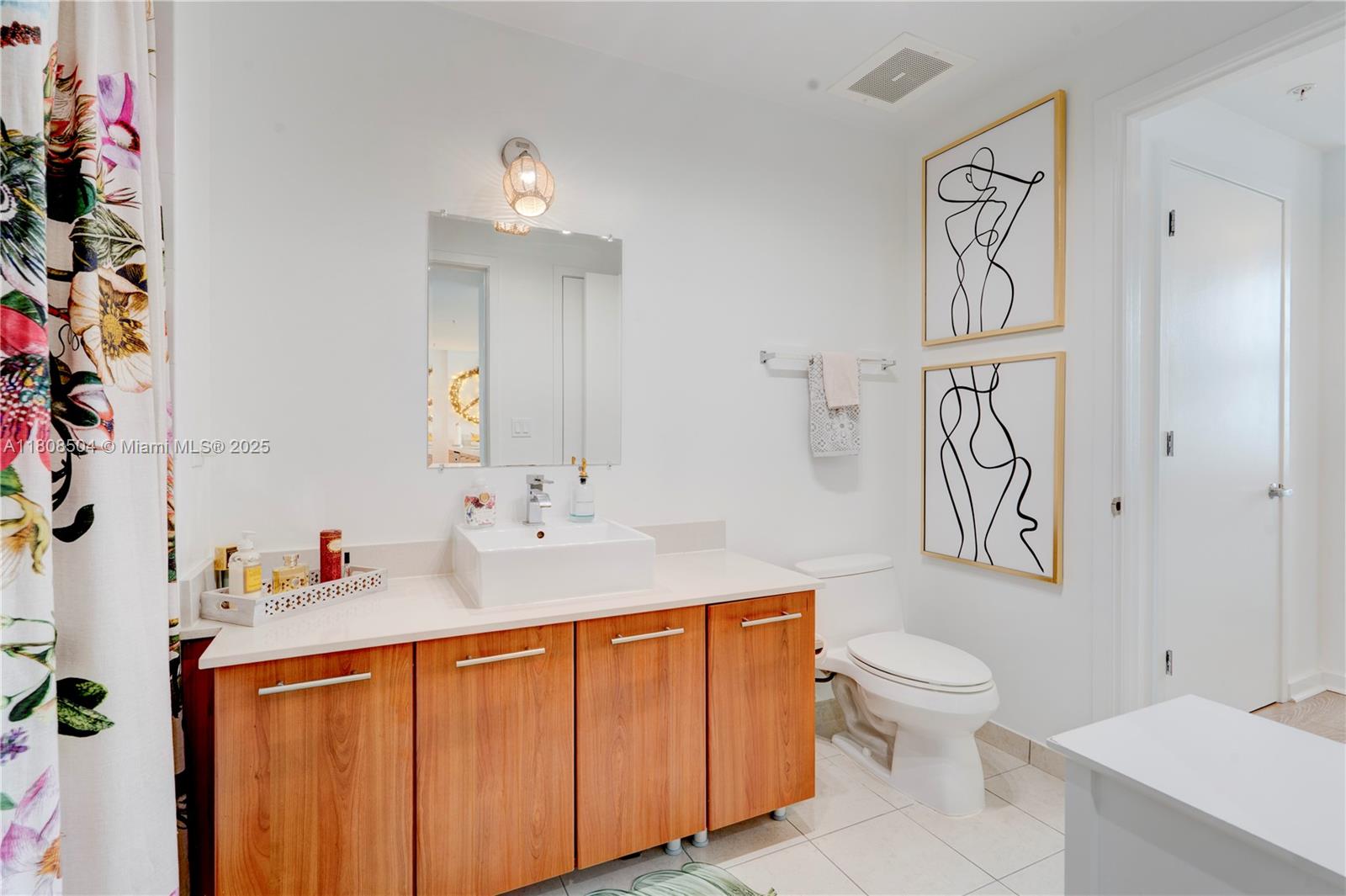 FOUR MIDTOWN MIAMI CONDO - Residential