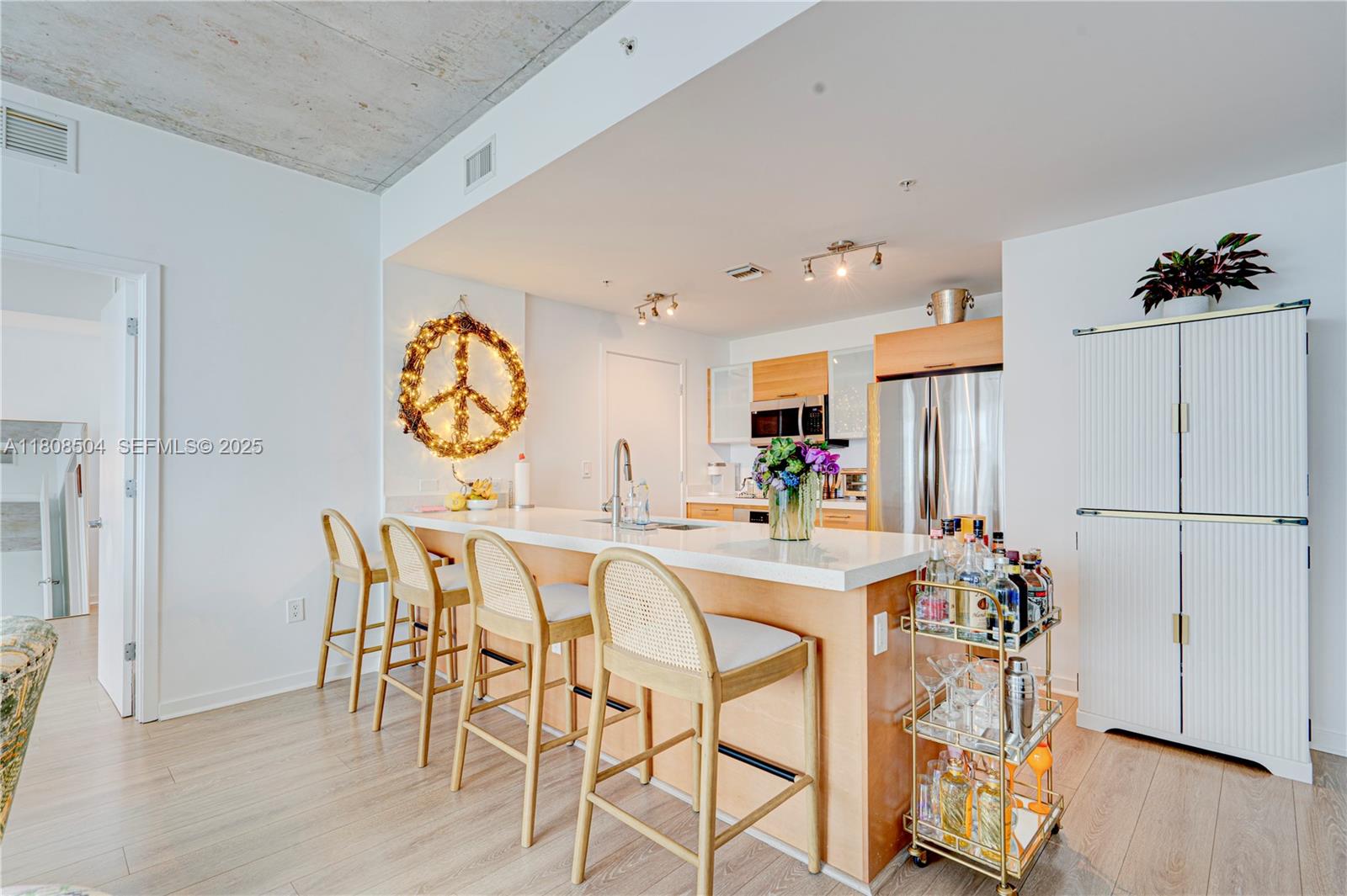 3301 NE 1st Ave H2304