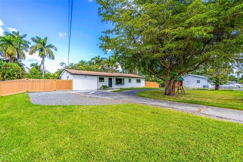 535 N Biscayne River Dr 1 Miami FL 33169