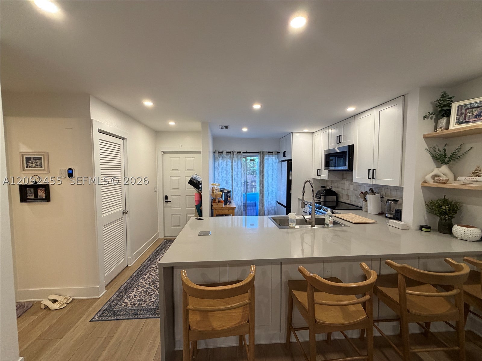844 Banks Rd