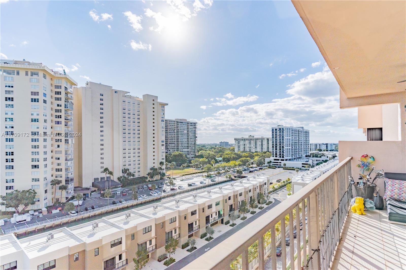 CRICKET CLUB CONDO - Residential