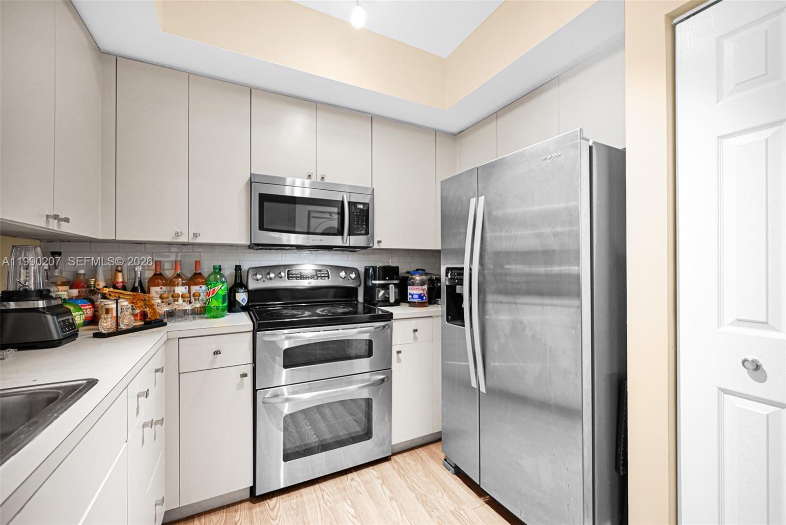 PARADISE POINTE CONDO - Residential