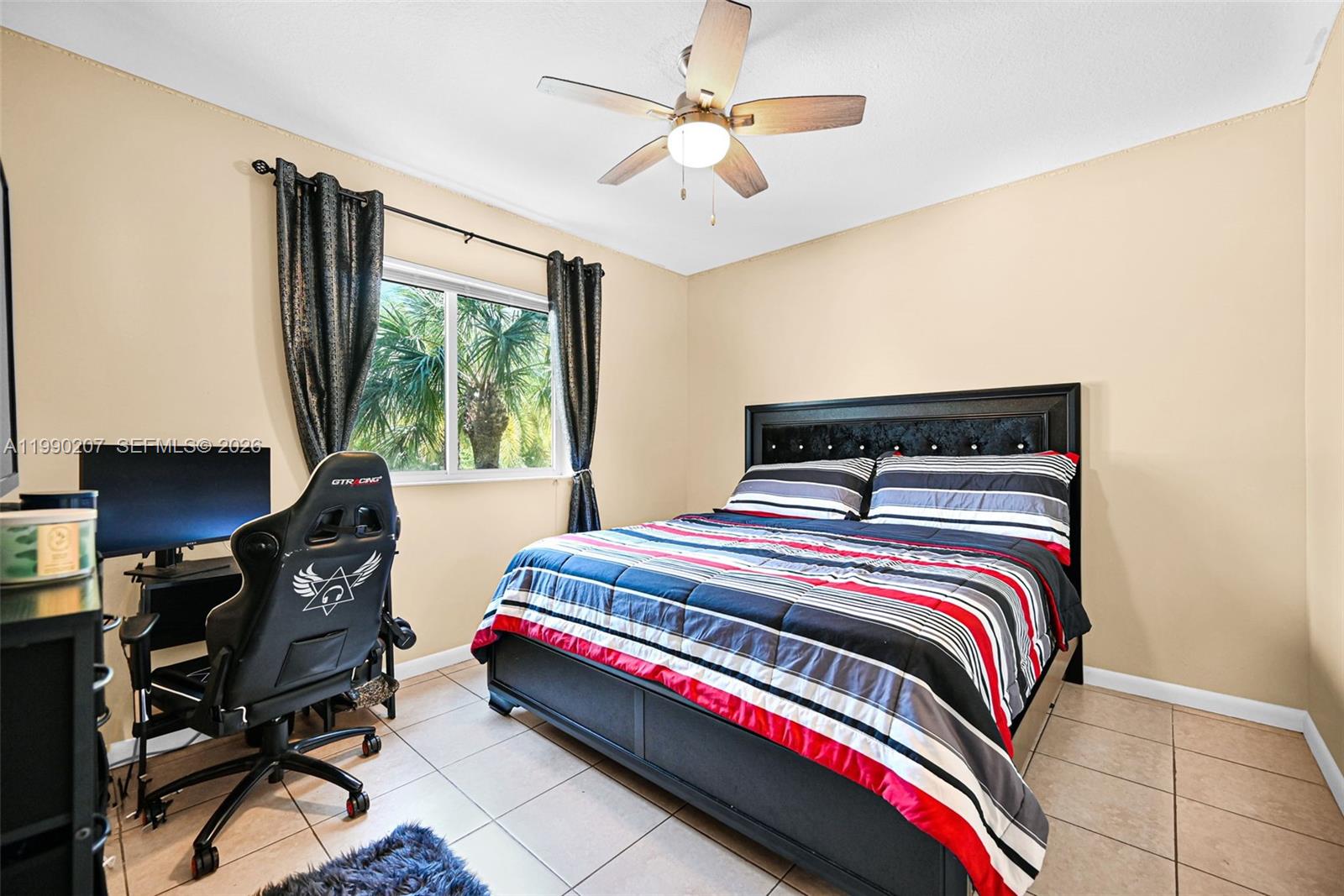 PARADISE POINTE CONDO - Residential