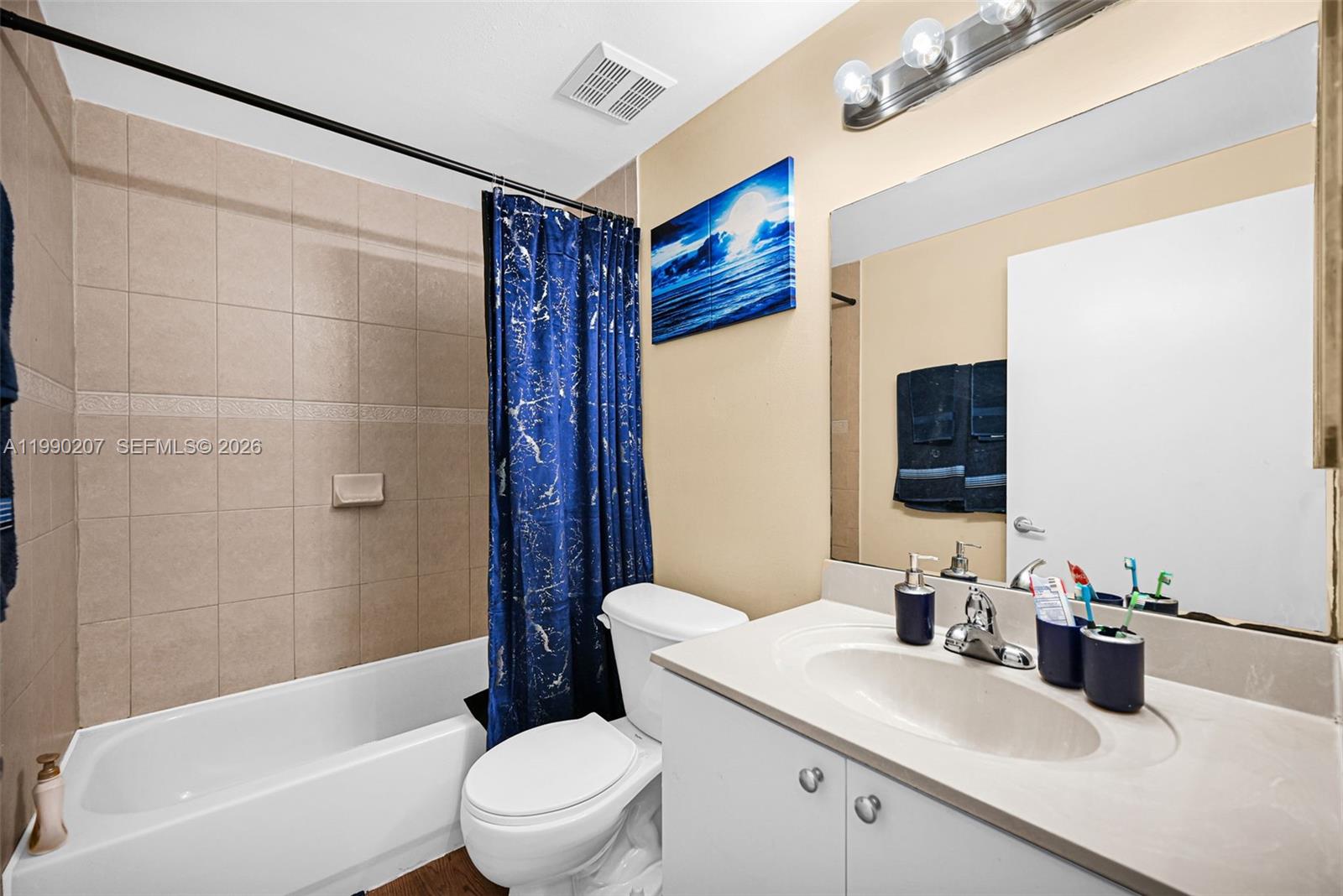 PARADISE POINTE CONDO - Residential