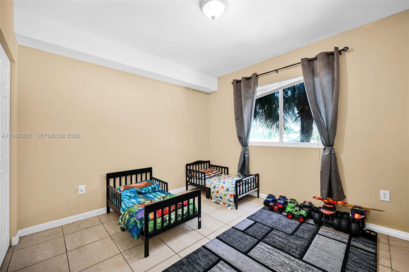 PARADISE POINTE CONDO - Residential