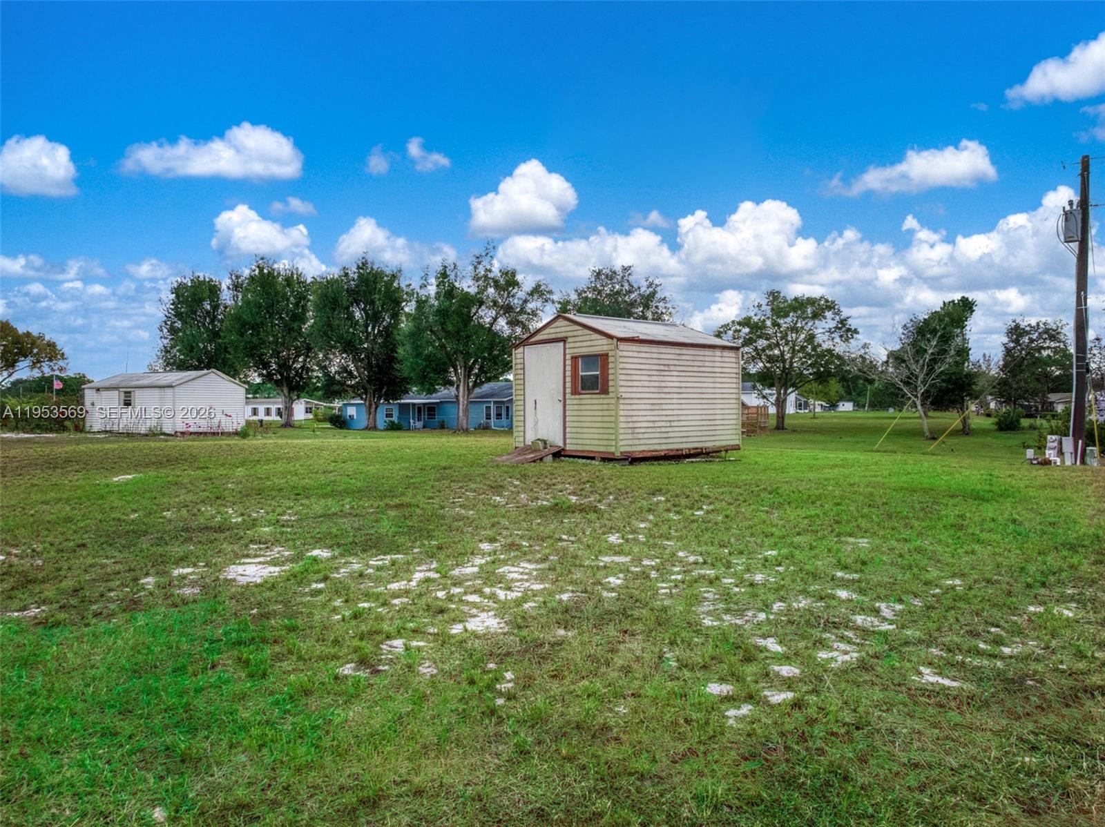 2093.000 - HICKORY RIDGE - Residential