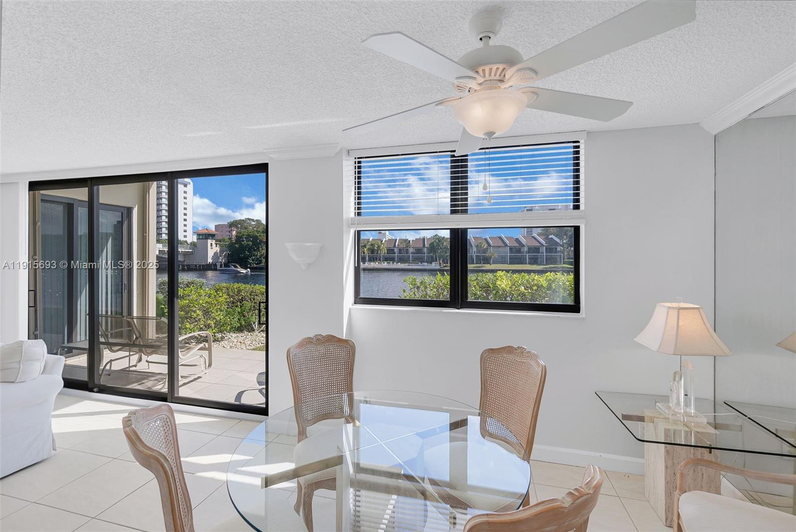 VOYAGER CONDO - Residential