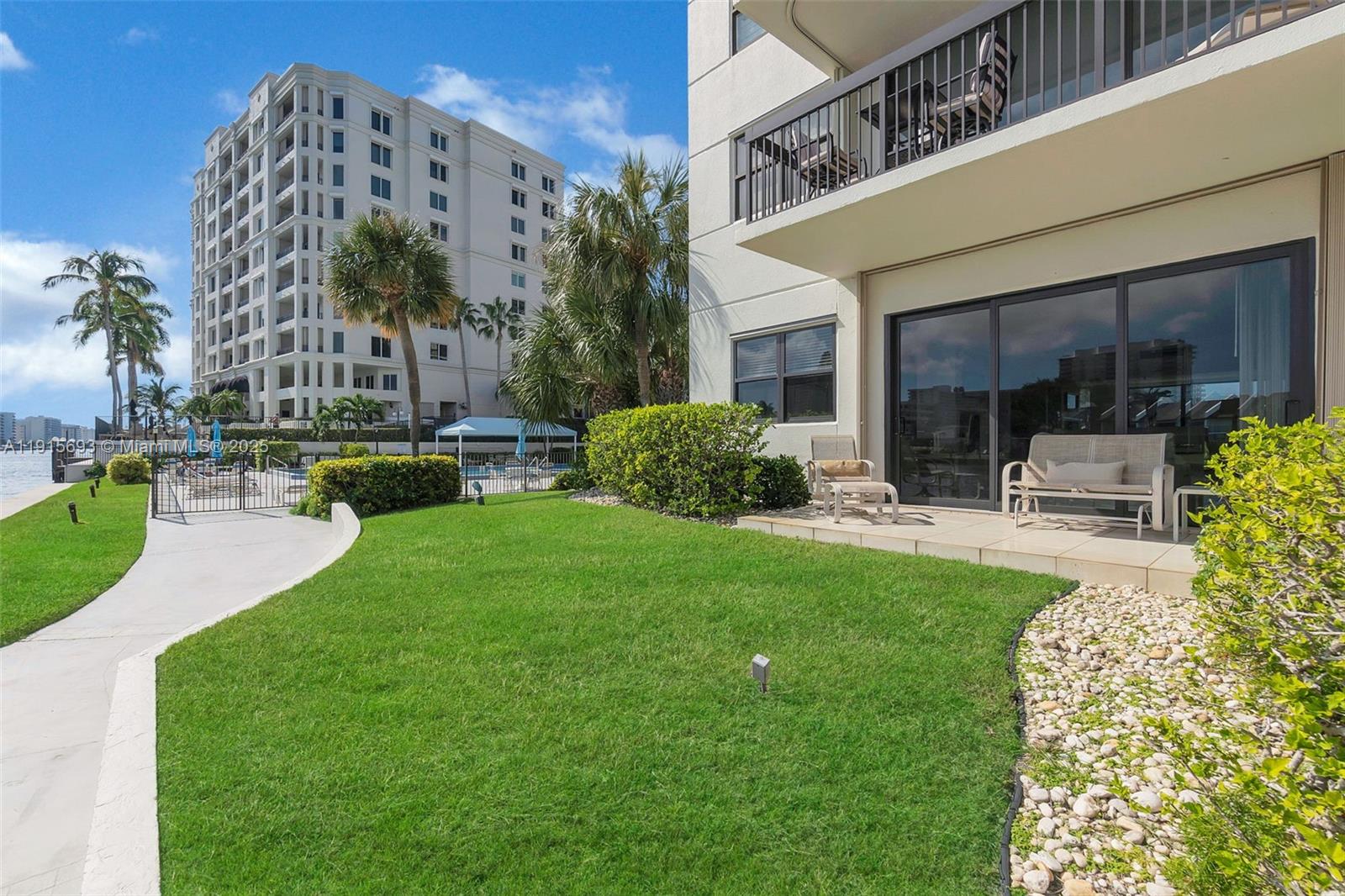 2900 NE 14th St Cswy 108