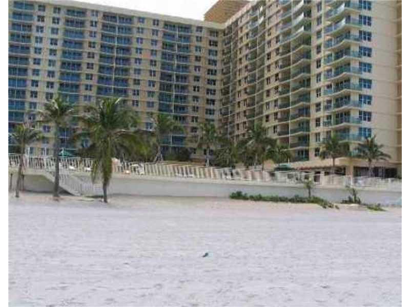 THE WAVE CONDO - Residential Lease
