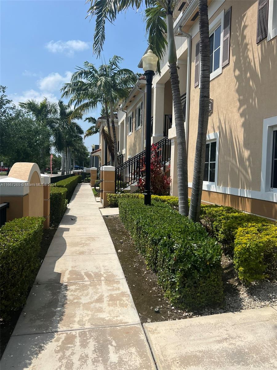 CHAMBERS LAND COMPANY SUB - Residential Lease