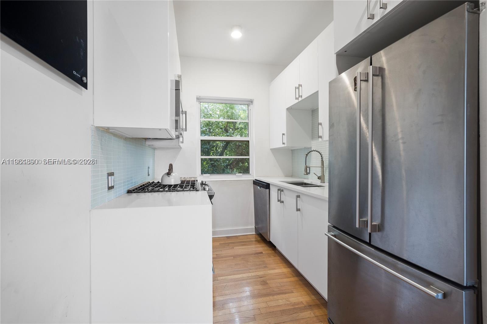 VILLA LUCCA SOUTH CONDO - Residential