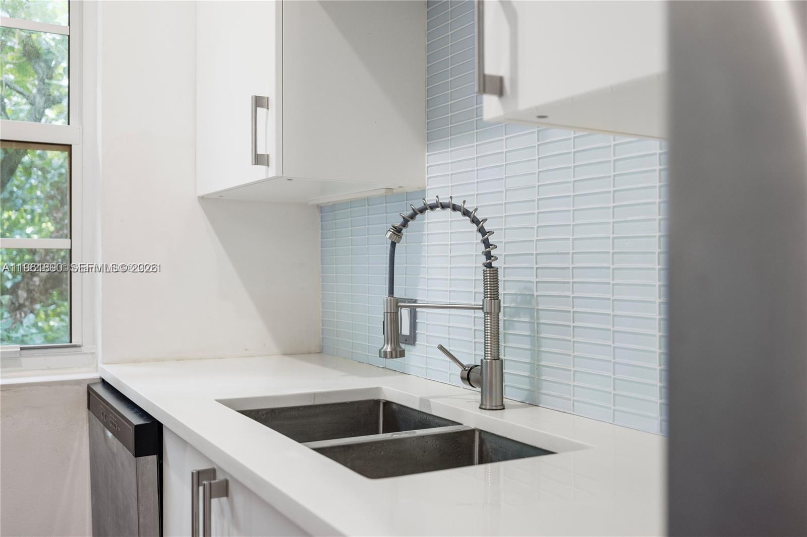 VILLA LUCCA SOUTH CONDO - Residential