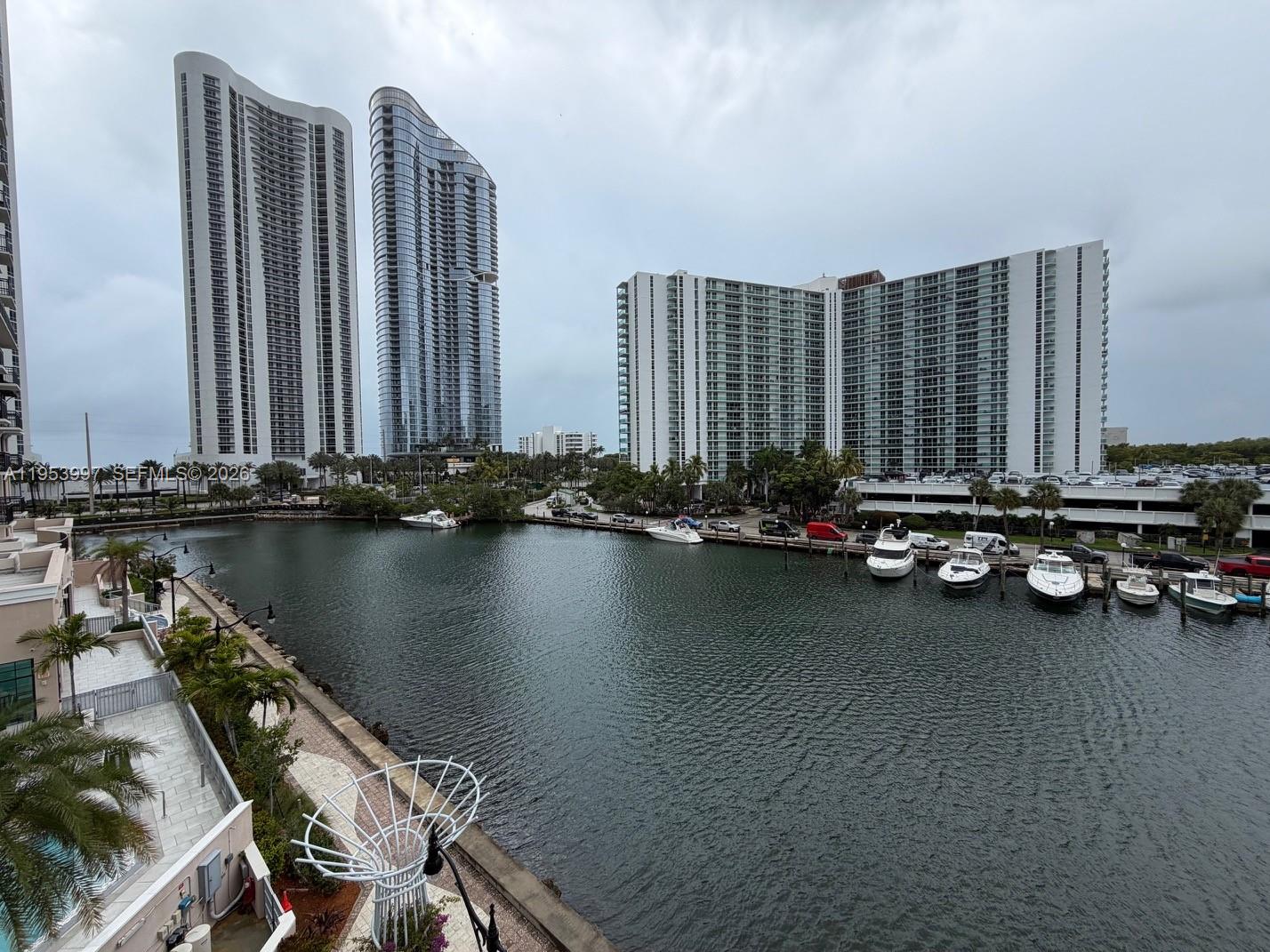 220 Kings Point Dr 501 - Image 1