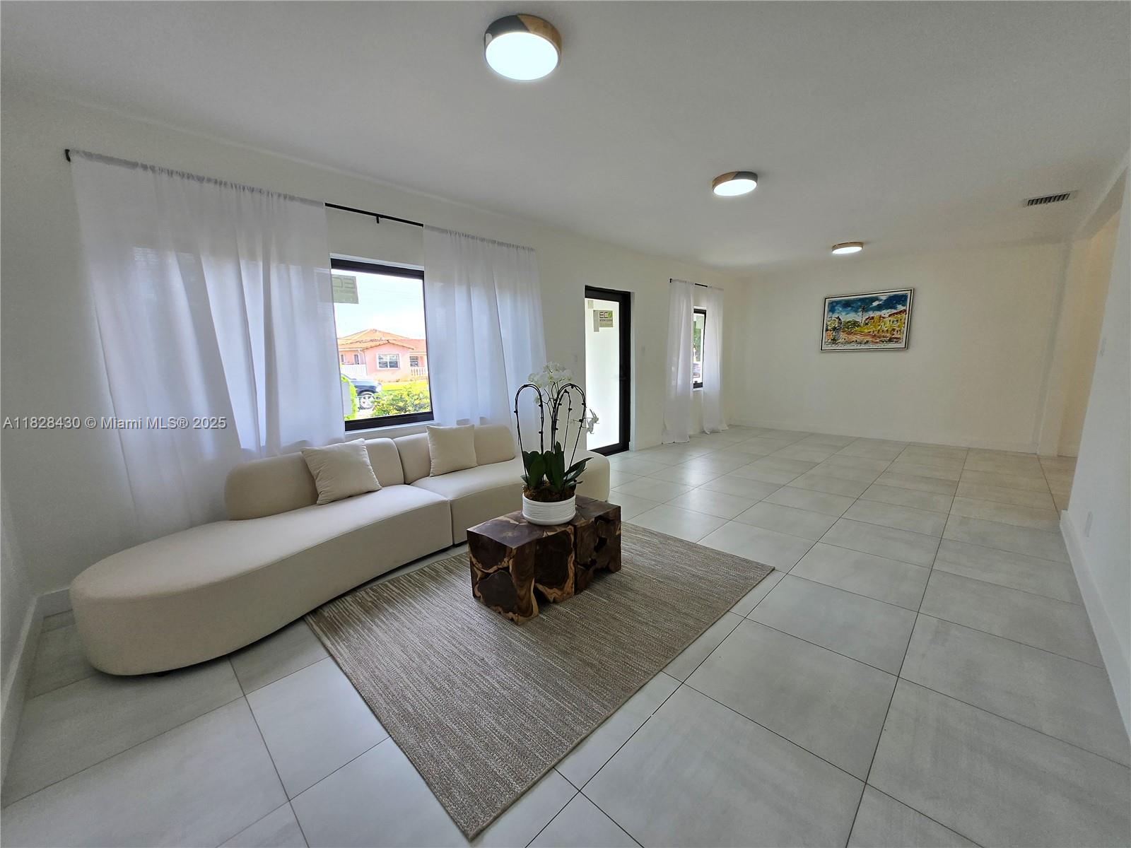 335 W 60th St