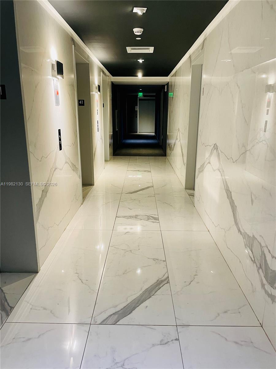 1300 S Miami Ave 4107