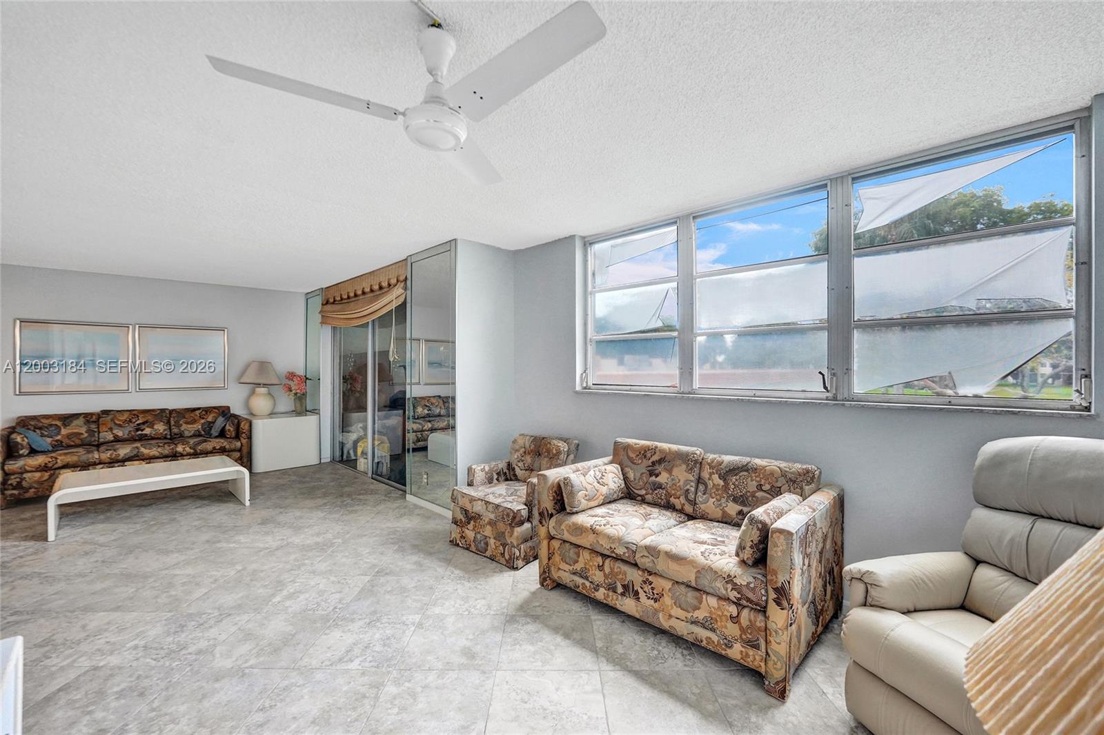 HOLLYBROOK GOLF AND - Residential