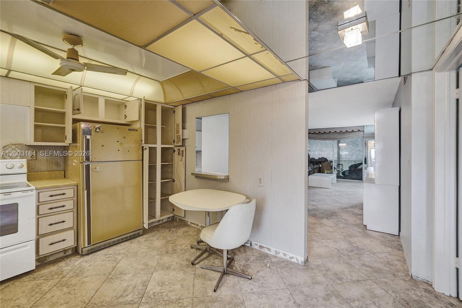 HOLLYBROOK GOLF AND - Residential