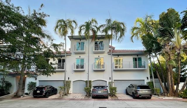 View Miami Beach, FL 33139 townhome
