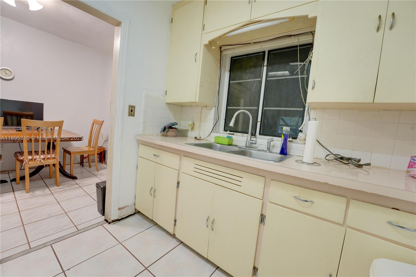SOUTH ELMIRA - Residential