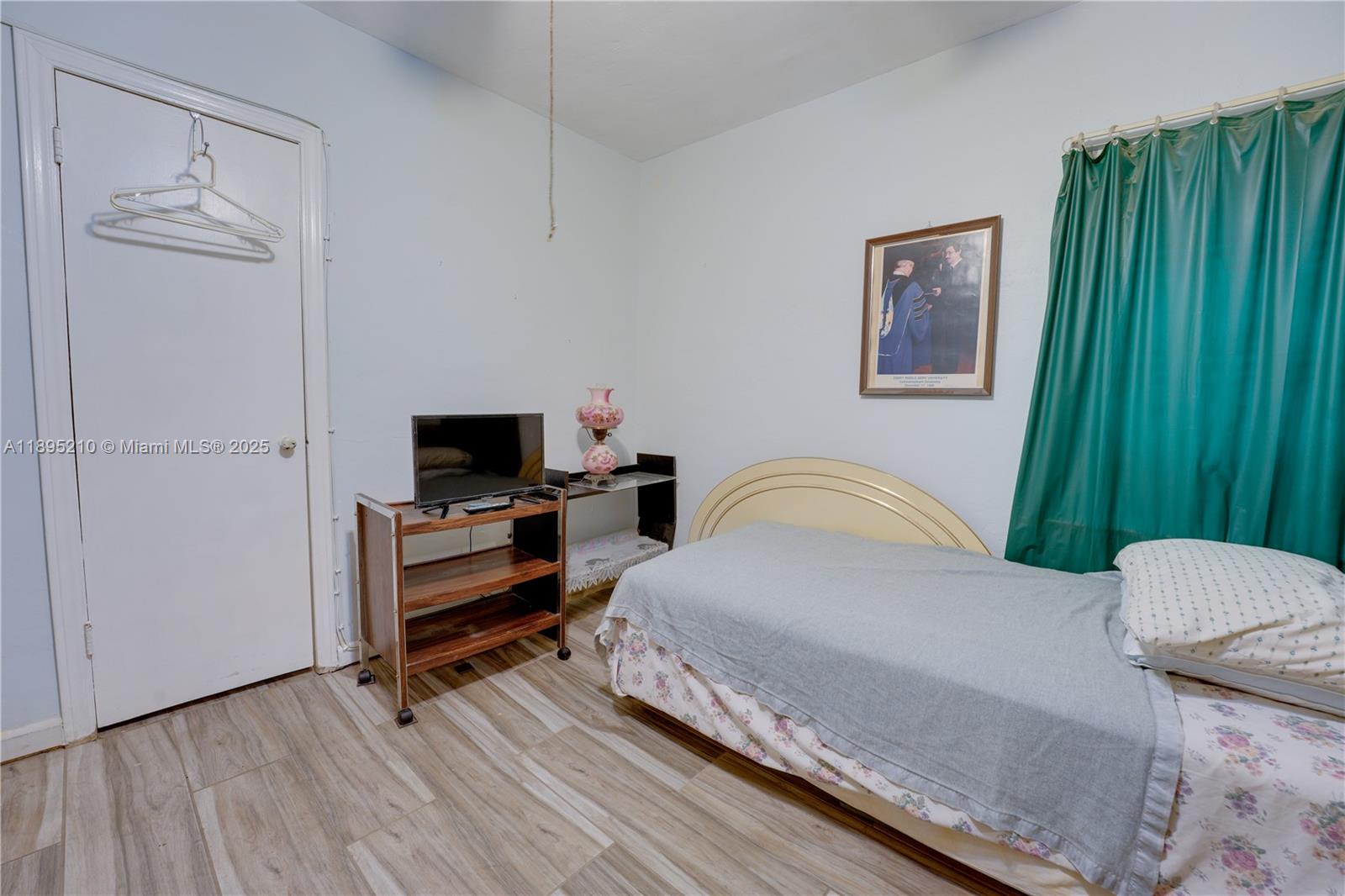 SOUTH ELMIRA - Residential