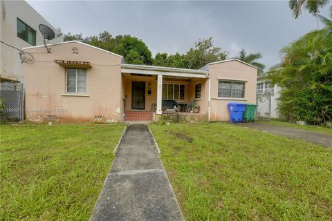 660 NE 67th St Miami FL 33138
