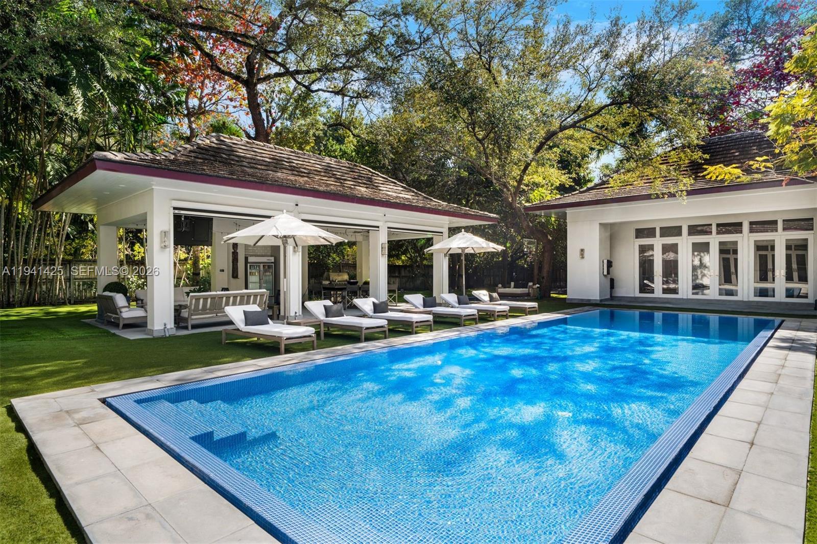 CLEVELAND PARK - Residential