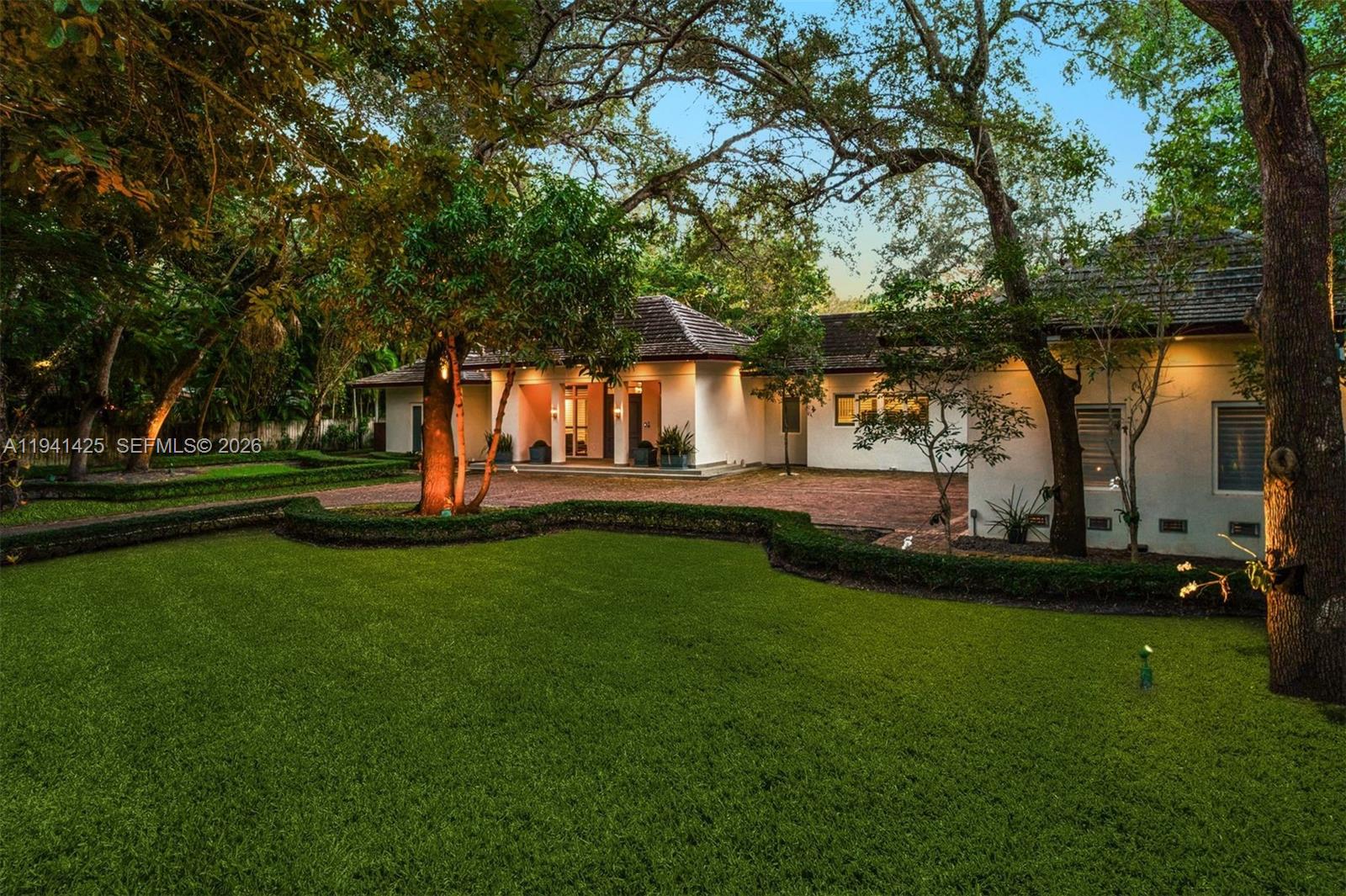 CLEVELAND PARK - Residential