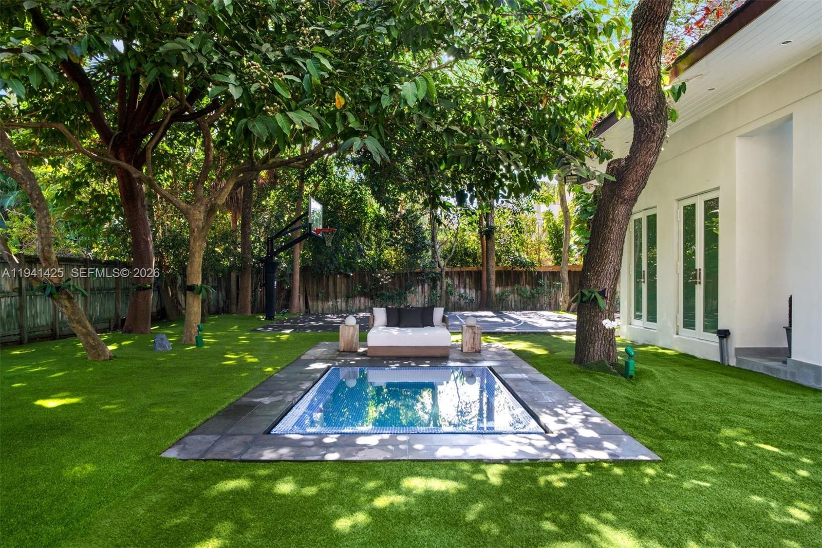 CLEVELAND PARK - Residential