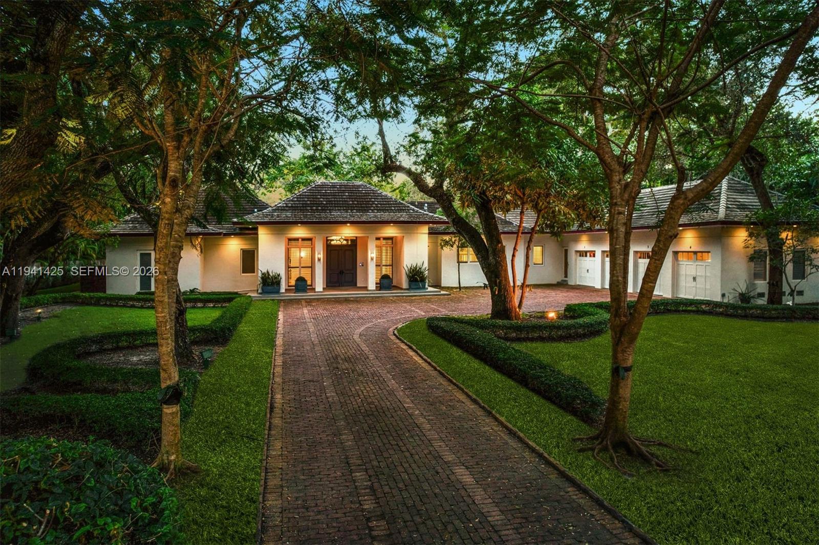 CLEVELAND PARK - Residential