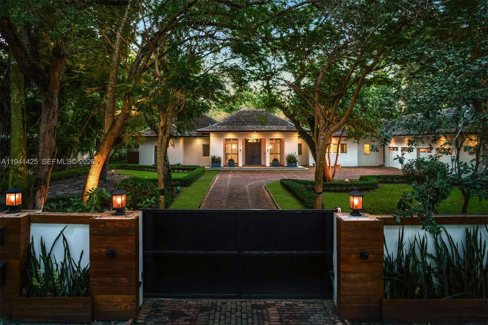 CLEVELAND PARK - Residential