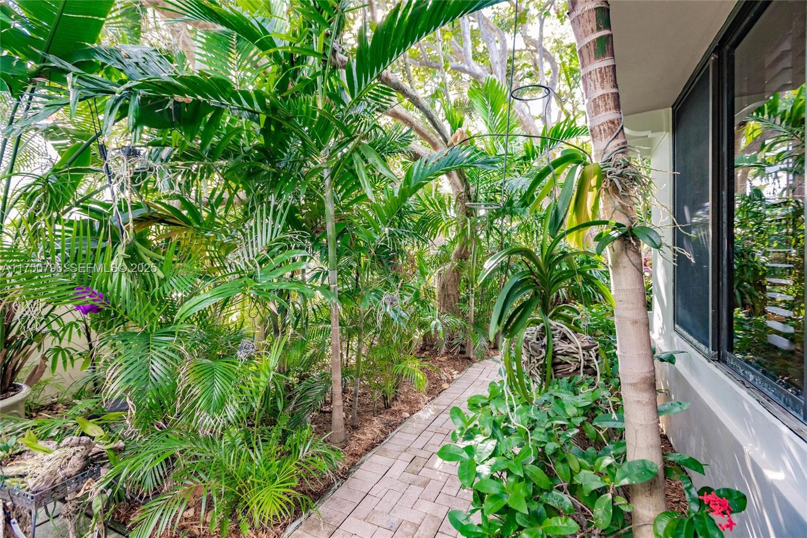 OCEANAGE CONDO - Residential