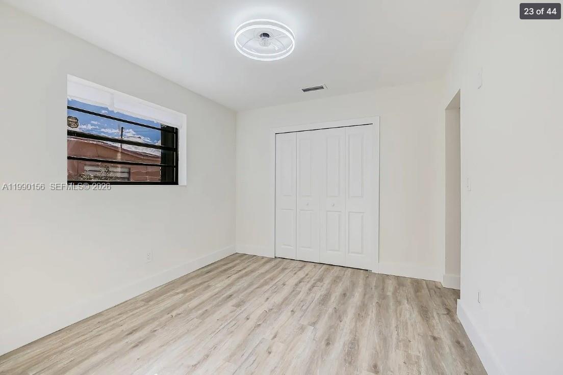 MEADOWS PARK - Residential Lease