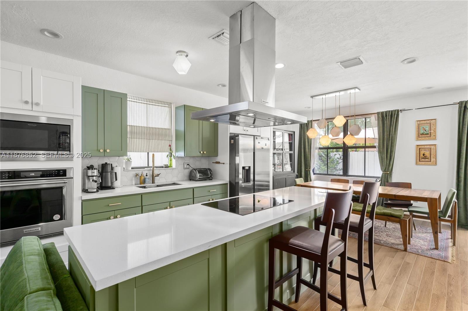 FONTAINEBLEAU WEST NORTH - Residential